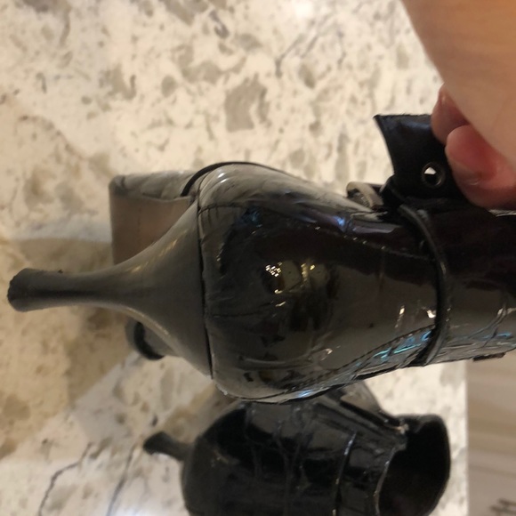 Donald J. Pliner black patent leather booties - Picture 4 of 7